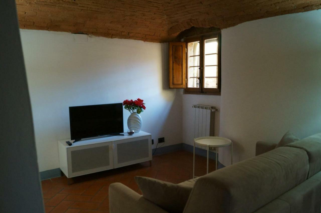 Casa Leopoldo Apartment Pratolino Bagian luar foto